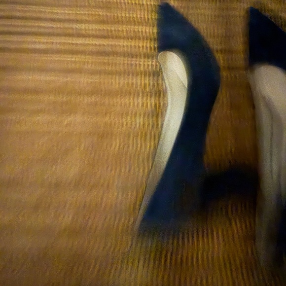 Marc Fisher LTD Navy Suede Pointed Toe Pumps Block Heel Size 6 - Picture 5 of 6